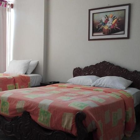 Residencial El Sol De Los Pinos Bed and Breakfast Trujillo Exterior foto