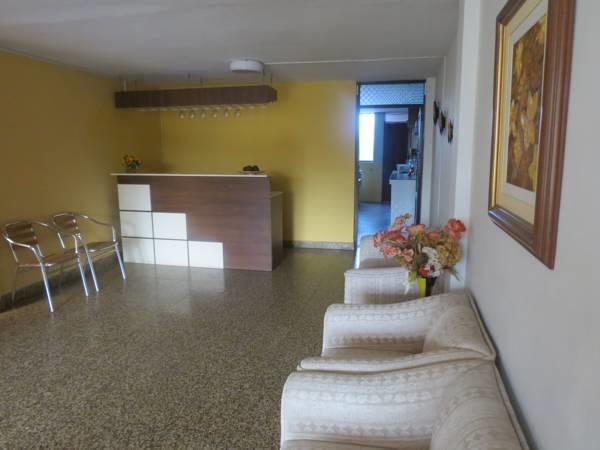Residencial El Sol De Los Pinos Bed and Breakfast Trujillo Exterior foto